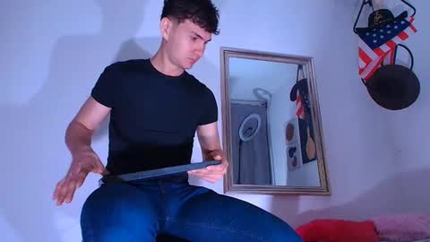 marcus_fire online show from November 11, 2025, 1:49 am