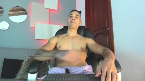 Snapshot of marcus_jax1 chatting on December 13, 2024, 4:11 am Marcus Jax1 online show from December 13, 2024, 4:11 am