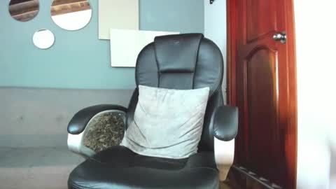 Snapshot of marcus_jax1 chatting on October 27, 2025, 2:15 am Marcus Jax1 online show from October 27, 2025, 2:15 am