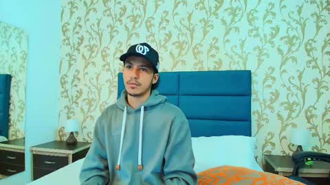 Snapshot of marcus_jeron chatting on October 10, 2025, 4:55 am marcus_jeron online show from October 10, 2025, 4:55 am