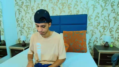 Snapshot of marcus_jeron chatting on October 28, 2025, 8:55 pm marcus_jeron online show from October 28, 2025, 8:55 pm