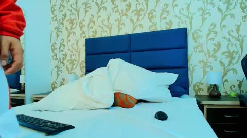 Snapshot of marcus_jeron chatting on November 12, 2025, 12:55 am marcus_jeron online show from November 12, 2025, 12:55 am