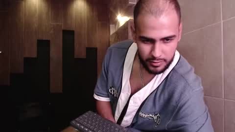 marcus_soler online show from November 19, 2025, 4:51 pm