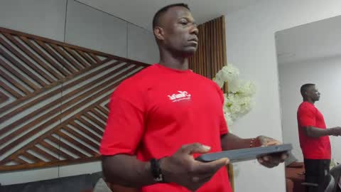 Marcusssss online show from April 6, 2026, 11:33 am