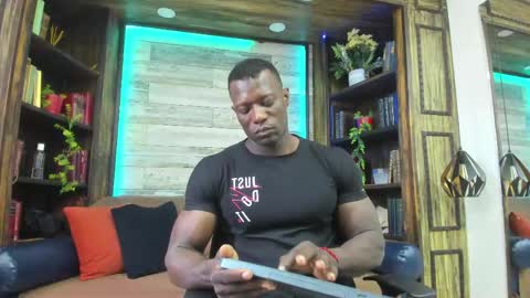 Snapshot of marcusblack_ chatting on May 22, 2026, 2:01 pm Marcusssss online show from May 22, 2026, 2:01 pm
