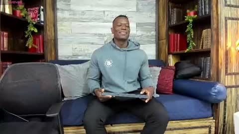 Snapshot of marcusblack_ chatting on June 17, 2026, 11:45 am Marcusssss online show from June 17, 2026, 11:45 am