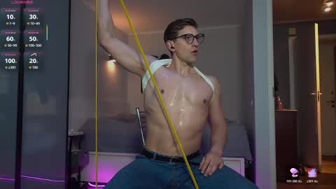 Snapshot of marcusdiamond chatting on April 15, 2026, 11:16 pm Marcus Diamond online show from April 15, 2026, 11:16 pm