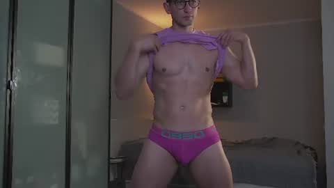 Marcus Diamond  online show from July 11, 2026, 2:53 pm