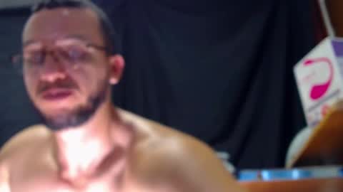 Snapshot of marcusmilarc chatting on February 4, 2025, 3:11 am online show from February 4, 2025, 3:11 am