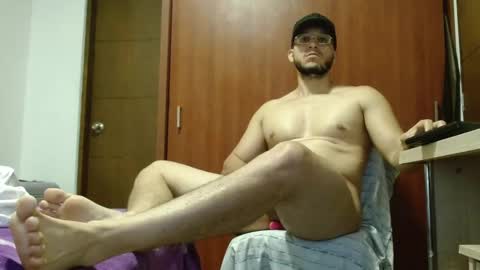 Snapshot of marcusmilarc chatting on October 9, 2025, 11:58 pm online show from October 9, 2025, 11:58 pm