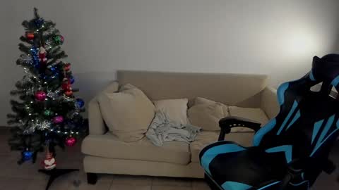 Snapshot of marcussmit chatting on December 11, 2024, 12:44 am Marcus online show from December 11, 2024, 12:44 am