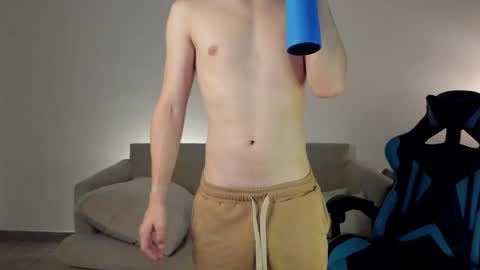 Snapshot of marcussmit chatting on January 10, 2025, 12:49 am Marcus online show from January 10, 2025, 12:49 am