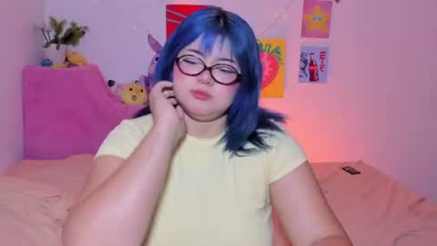 Snapshot of marcy_grey chatting on June 19, 2026, 5:23 am danna online show from June 19, 2026, 5:23 am