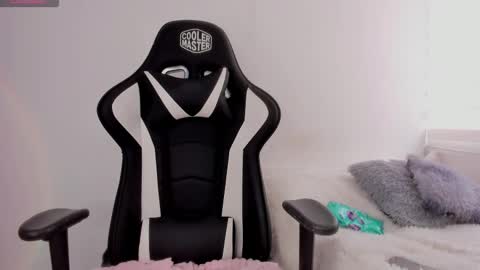 Maria online show from November 5, 2025, 4:40 pm