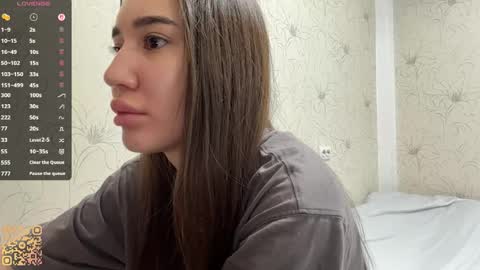 Emily online show from June 10, 2026, 2:12 am