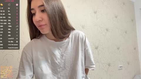 Emily online show from June 18, 2026, 4:02 am