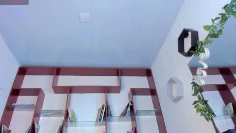 Margarita Zaa online show from April 16, 2026, 4:46 am