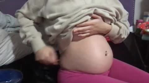 margoheaven online show from January 7, 2025, 12:52 pm