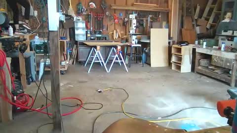 Elle online show from April 3, 2026, 3:10 pm