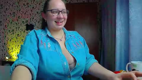 margosweet777 online show from November 27, 2025, 5:04 pm