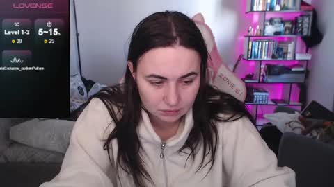 mari moore online show from April 17, 2026, 7:55 am