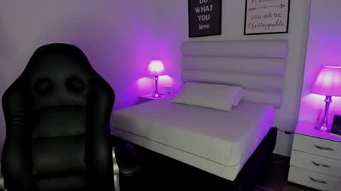 mari_salgado online show from January 15, 2025, 11:10 am