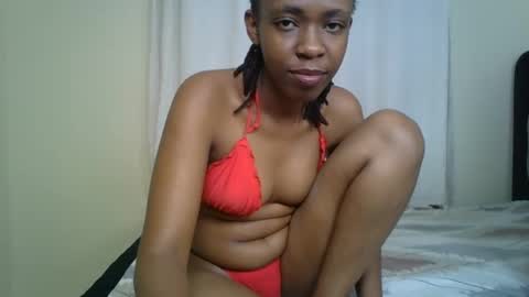 maria_dally online show from December 3, 2024, 7:43 am