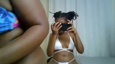 maria_dally online show from December 5, 2024, 4:42 am