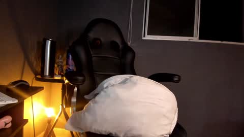 Maria Isabell  online show from January 24, 2025, 5:10 am