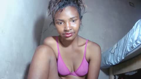 Maria online show from October 26, 2025, 1:00 am