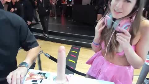 Pinkkitty online show from January 18, 2025, 1:08 am