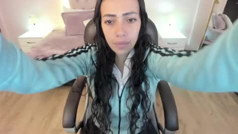 Snapshot of mariam_lopez__ chatting on May 24, 2026, 3:11 am Mariam online show from May 24, 2026, 3:11 am