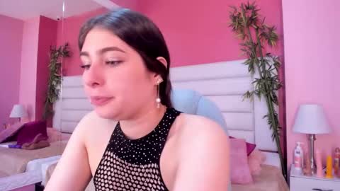 Snapshot of mariam_scott18 chatting on October 10, 2025, 3:38 am Mariam online show from October 10, 2025, 3:38 am