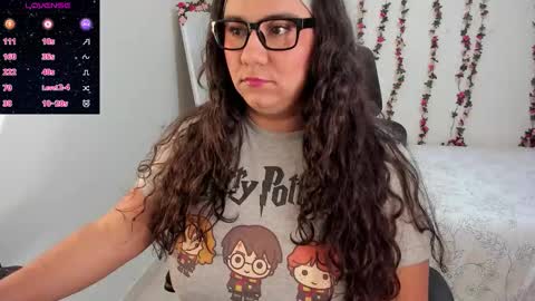 Snapshot of mariamcastillo chatting on December 4, 2025, 2:59 pm Mariam Castiblanco online show from December 4, 2025, 2:59 pm