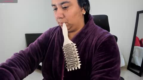 Snapshot of mariamcastillo chatting on February 23, 2026, 5:10 pm Mariam Castiblanco online show from February 23, 2026, 5:10 pm