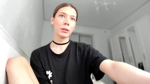 Snapshot of mariamceleste chatting on July 5, 2026, 4:47 pm Mariam online show from July 5, 2026, 4:47 pm