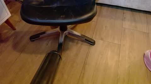 Mariana online show from November 26, 2025, 12:17 pm