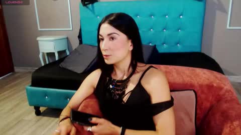 Mariana online show from January 13, 2026, 11:48 am