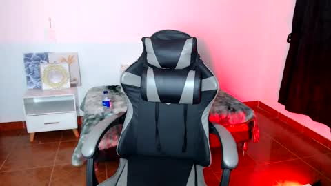 Snapshot of mariana__666 chatting on October 30, 2025, 8:49 am mariana__666 online show from October 30, 2025, 8:49 am