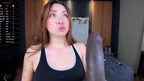 Mariana Castro online show from January 4, 2025, 7:34 pm