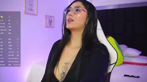 Mariana  online show from September 8, 2025, 6:51 pm