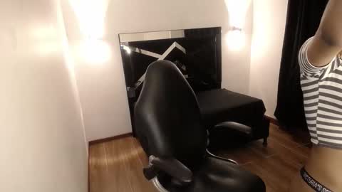 Mariana online show from January 9, 2026, 3:53 am