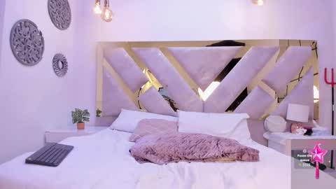 Snapshot of marianee_rousse chatting on September 25, 2025, 11:19 pm Marianee Rousse online show from September 25, 2025, 11:19 pm