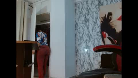 Snapshot of mariani_smith chatting on September 23, 2025, 11:57 am Mariani online show from September 23, 2025, 11:57 am