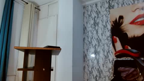 Snapshot of mariani_smith chatting on September 29, 2025, 12:21 pm Mariani online show from September 29, 2025, 12:21 pm