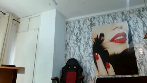 Snapshot of mariani_smith chatting on October 20, 2025, 12:05 pm Mariani online show from October 20, 2025, 12:05 pm