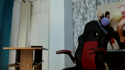 Snapshot of mariani_smith chatting on November 11, 2025, 12:16 pm Mariani online show from November 11, 2025, 12:16 pm