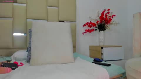 Snapshot of marianls01 chatting on February 1, 2026, 7:23 pm marianls01 online show from February 1, 2026, 7:23 pm