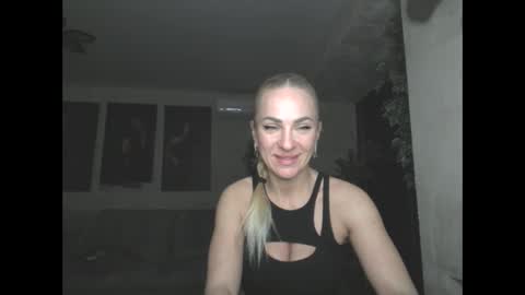 marianna1977 online show from April 28, 2026, 6:57 pm