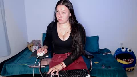 Snapshot of marianna__777 chatting on September 21, 2025, 2:13 am Mariana online show from September 21, 2025, 2:13 am